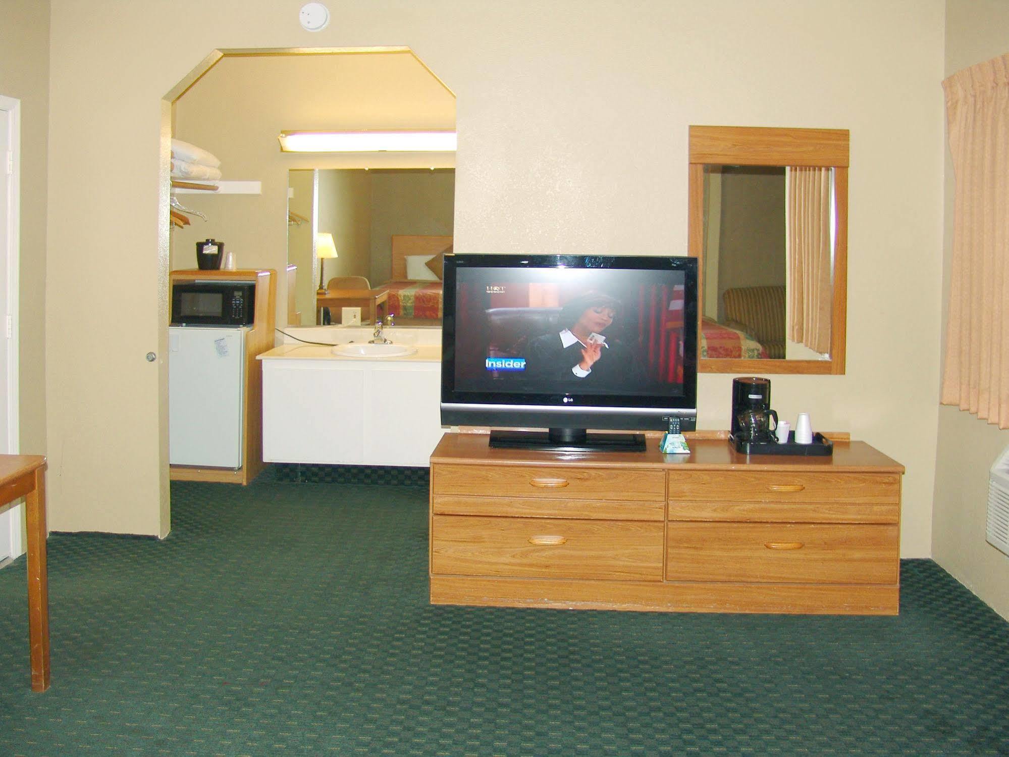 Holland Inn And Suites Taft エクステリア 写真